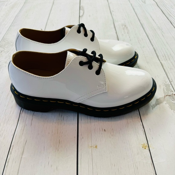 Dr Martens 26754 White Women’s Shoes Size 7 - Picture 7 of 12